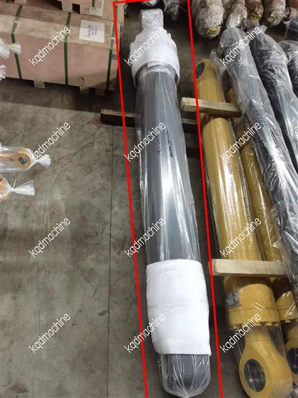 EC700B BUCKET CYLINERS